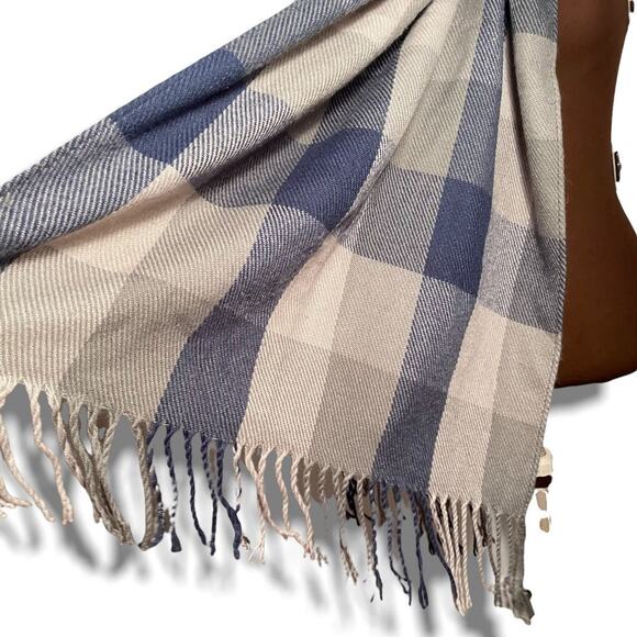 Checkered Blue Scarf - Picture 2 of 3